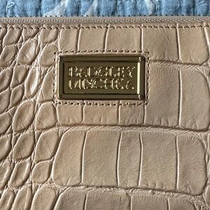 Badgley Mischka Tan Crocodile Embossed Wallet